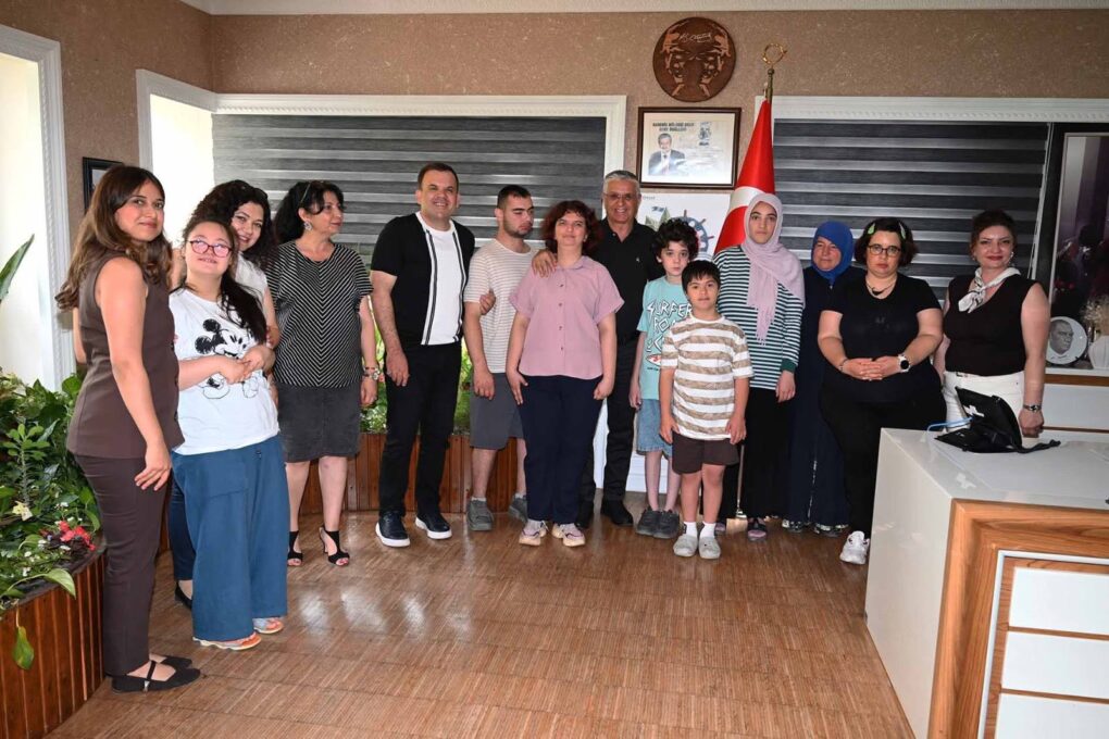 Başkan Topaloğlu’na “Babalar Günü” sürprizi