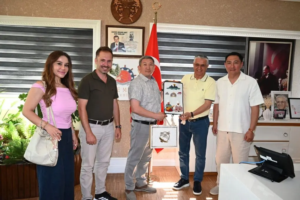 Kırgızistan’ın Issık Gölü “Mavi Bayrakla” tanışmaya hazırlanıyor
