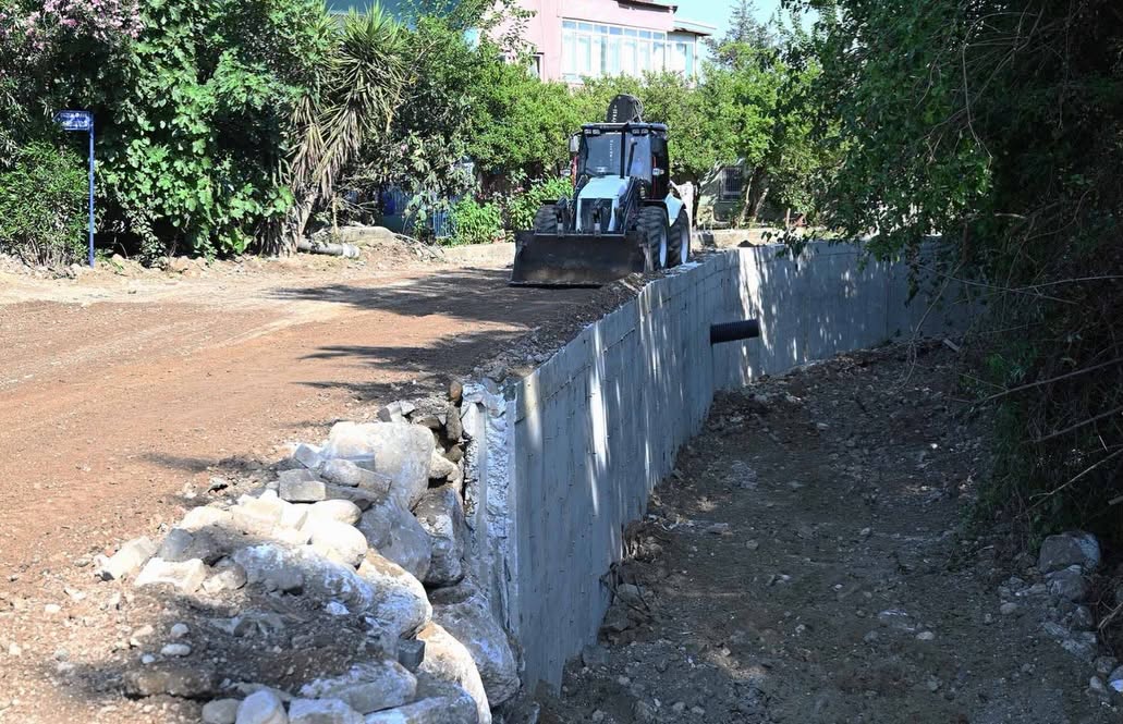 Kemer’de altyapı çalışmaları