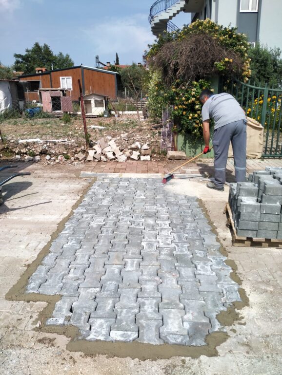 Kemer’de altyapı çalışmaları 
