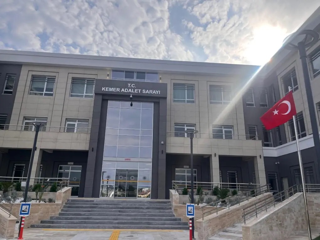 HSK Kararnamesiyle Kemer Adliyesi’nde Yeni Dönem