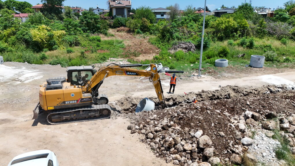 Kemer’in içmesuyu ve kanalizasyon altyapısı yenileniyor
