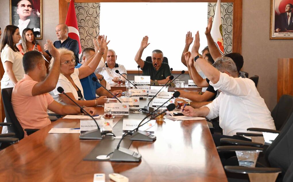 Kemer Belediyesi Ağustos ayı meclis toplantısı yapıldı 