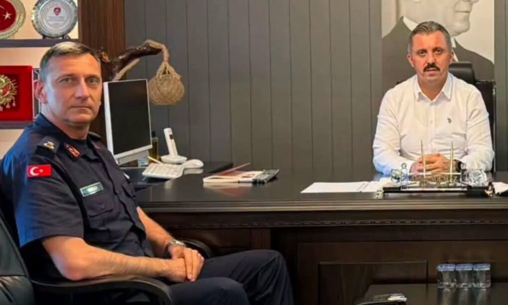 Kemer İlçe Jandarma Komutanlığı’nda Görev Değişimi