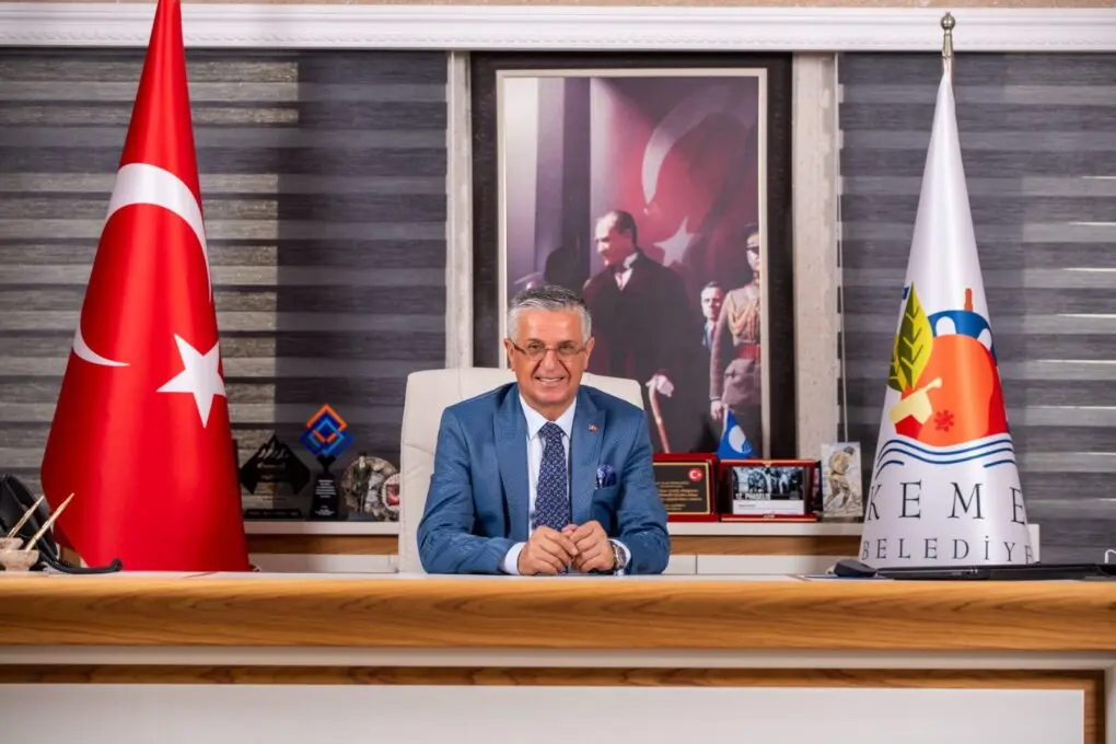 Antalya Semt Pazarcılar Odası Başkanı İsmail Öz’ün Kemer Belediyesi ve Kemer’de faaliyet gösteren pazar esnafıyla ilgili iddiaları nedeniyle Kemer Belediyesinden açıklama yapıldı. 