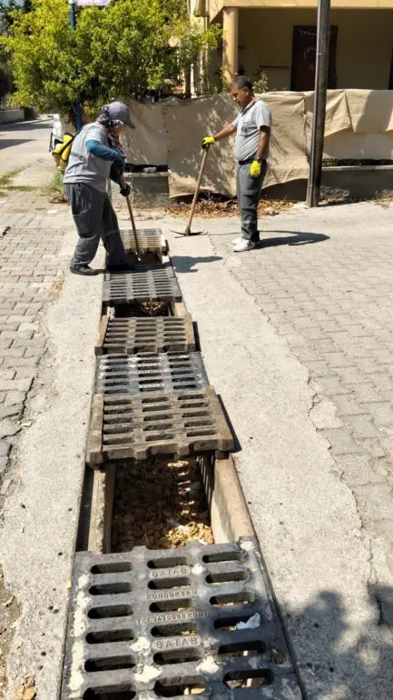 Kemer’de mazgal temizliği 