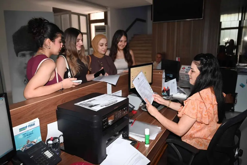 Kemer Belediyesi’nden eğitime kapsamlı destek 