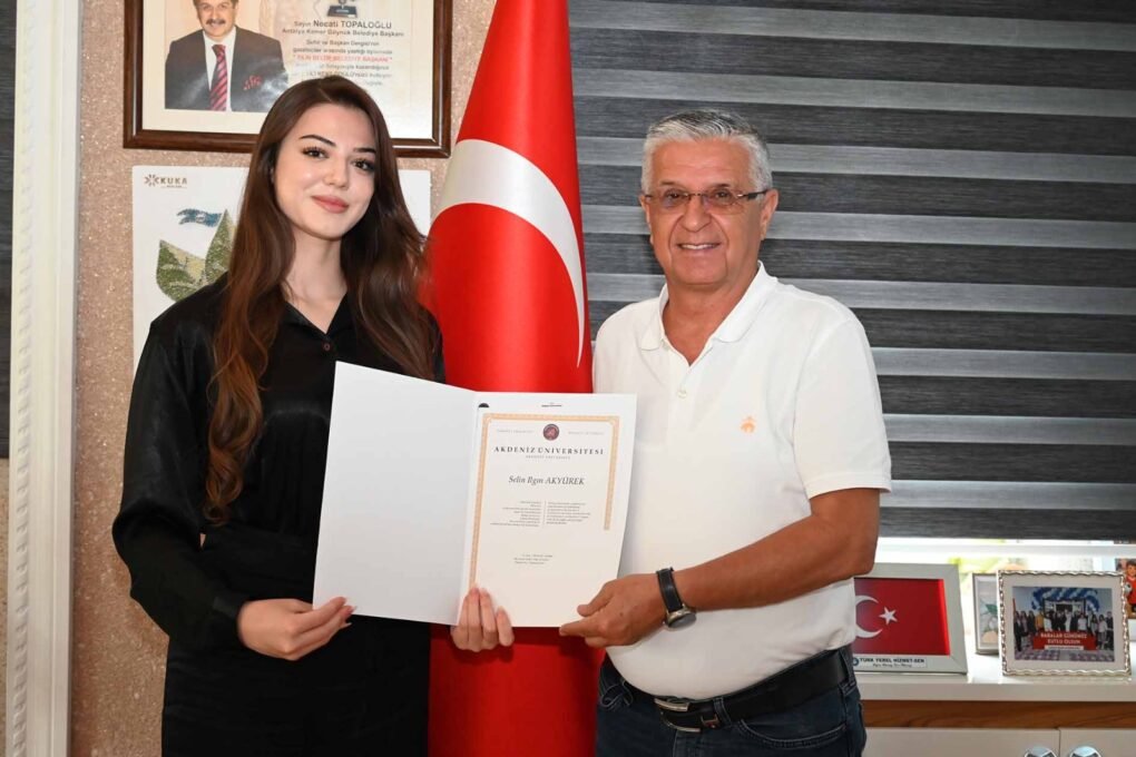 Eğitim desteği mimarlık yolculuğuna dönüştü
