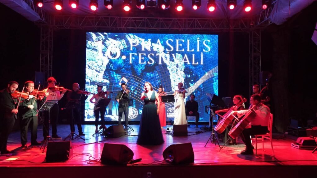 Tarihin ve Sanatın Buluştuğu 16. Phaselis Festivali Başladı