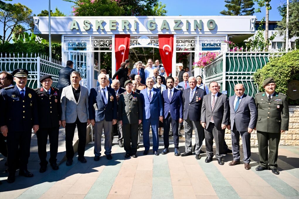 ANTALYA’DA GAZİLER GÜNÜ ÇEŞİTLİ PROGRAMLARLA KUTLANDI