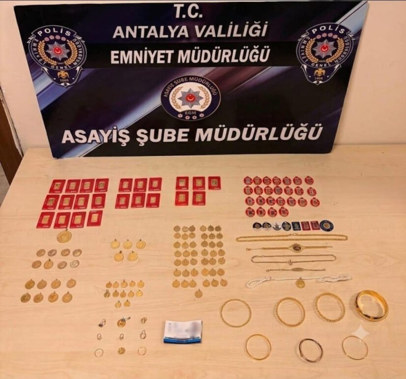 Kendini Komiser Olarak Tanıtıp 3 Milyon Liralık Ziynet Eşyası Aldılar: 2 Şüpheli Tutuklandı