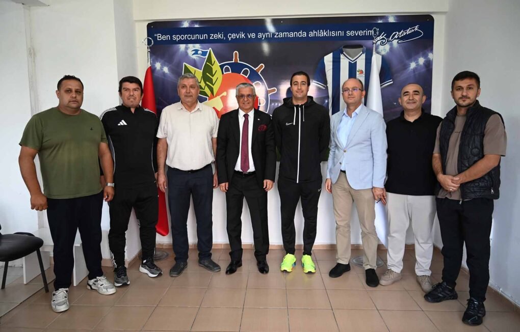 Kemer İlçe Stadı yeni sezona hazır