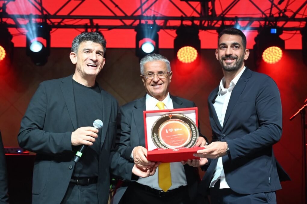 Bu yıl sekizincisi düzenlenen Antalya Turizm Fuarı (ATF) sonrası plaket töreni düzenlendi.