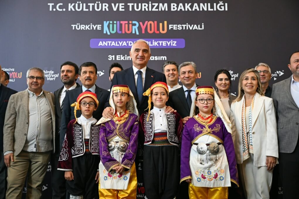 ANTALYA KÜLTÜR YOLU FESTİVALİ BAŞLADI
